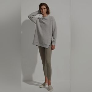 Varley ‘Manning Sweat’ Sweatshirt Size Small (Oversized) Can fit up to an XL